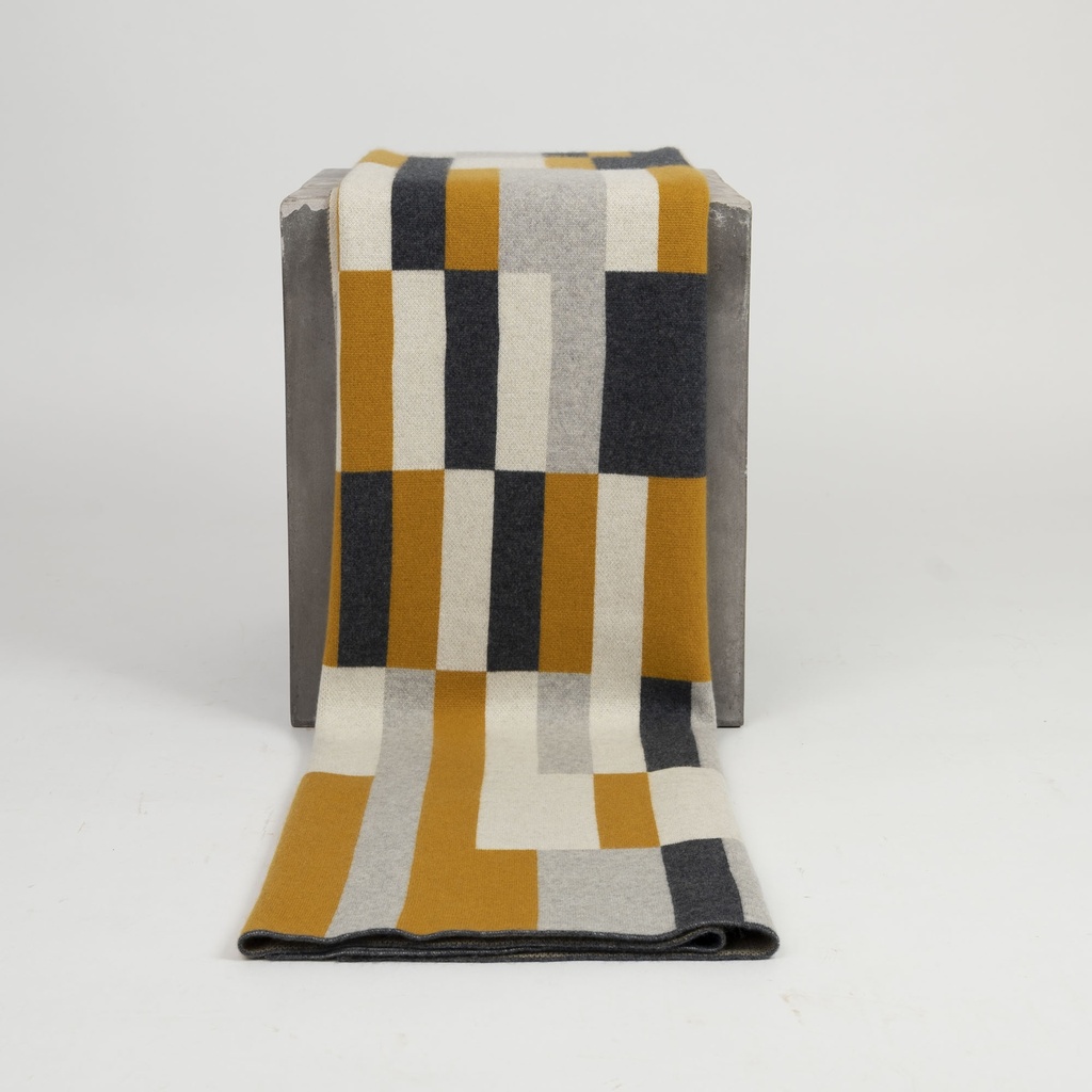 bauhaus throw